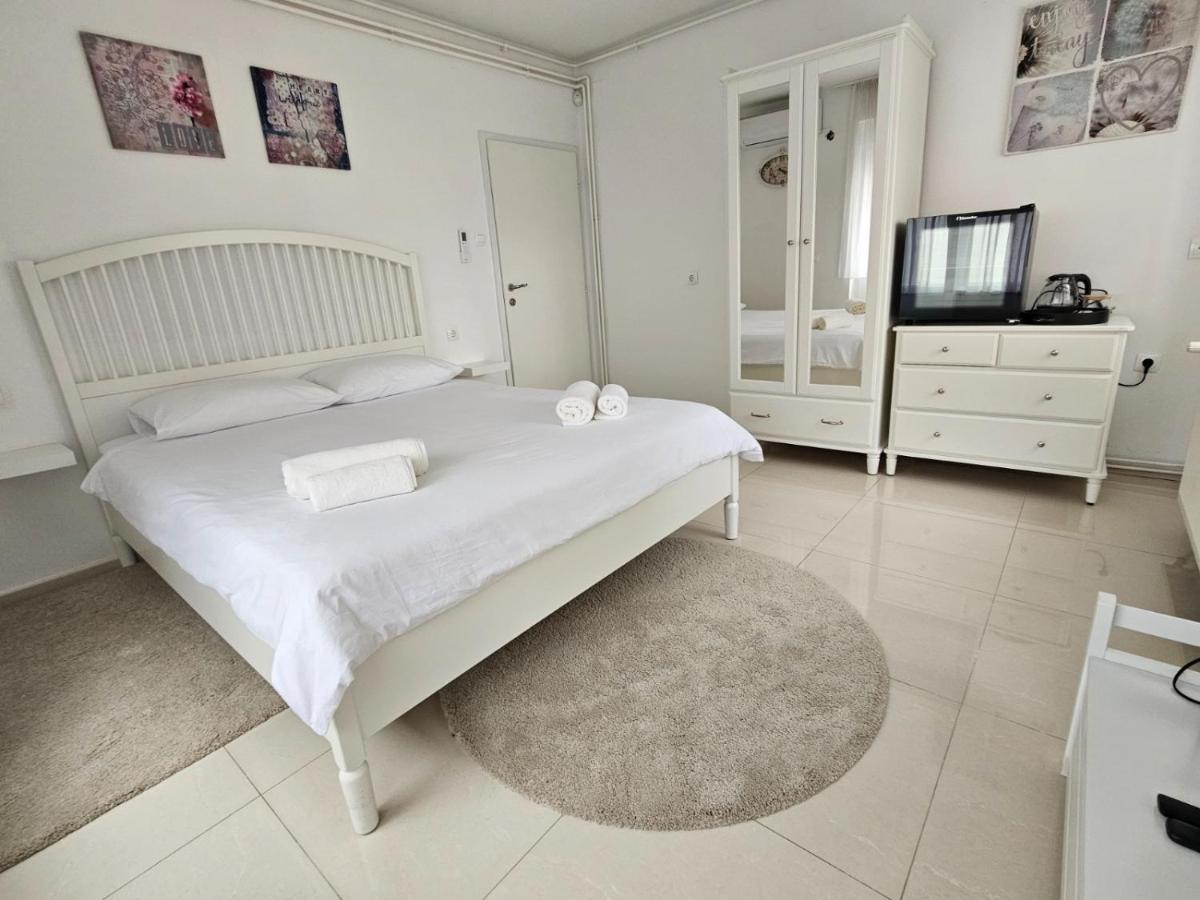 Comfort Rooms Remiza - Free Private Parking - Self Check-In Загреб Екстер'єр фото