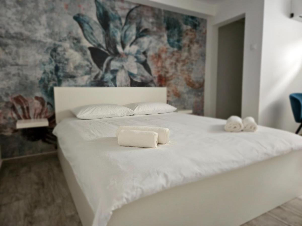 Comfort Rooms Remiza - Free Private Parking - Self Check-In Загреб Екстер'єр фото
